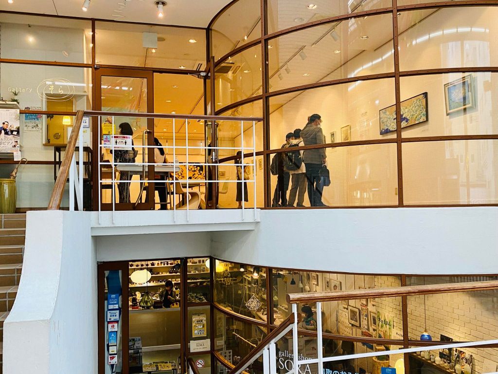 Atmosphere of the venue2